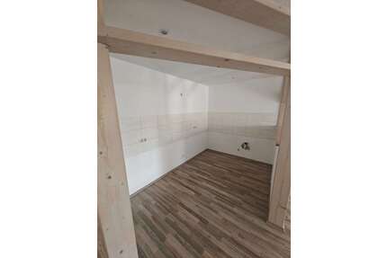 Wohnung zum Mieten in Rodewisch 500,00 € 83.54 m²