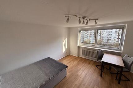 Frisch renoviertes 1-Zimmer-Apartment – teilmöbliert - München Thalkirchen-Obersendling-Forstenried-Fürstenried-S