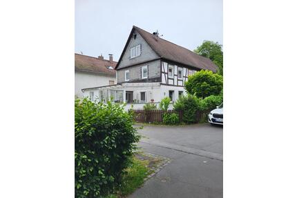 Schönes freistehendes Einfamilienhaus - Ortenberg