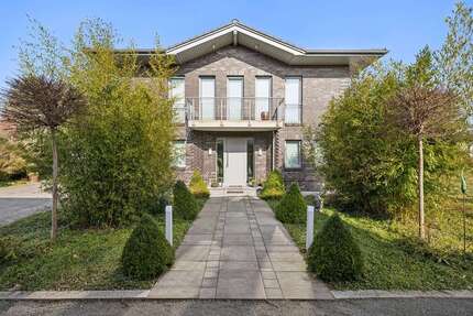 Haus zum Kaufen in Hamburg 1.695.000,00 € 224 m²