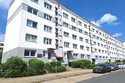 Sehr sonnige Gewerbeeinheit im Hochparterre - ideal für Büro oder Praxis - Neubrandenburg Carlshöhe