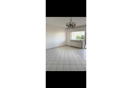 Mietewohnung - 1.200,00&nbsp;EUR Kaltmiete, ca.&nbsp; 62,00&nbsp;m&sup2; in Karlsruhe (PLZ: 76229) Grötzingen