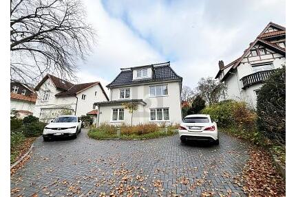 ENERGIEEFFIZIENT, MODERN MIT PARKÄHNLICHEN GRUNDSTÜCK - Hamburg