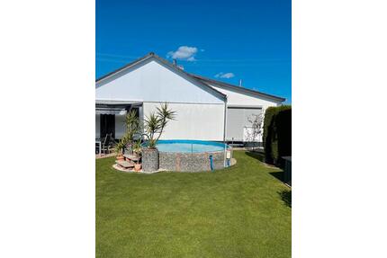 Bungalow zu verkaufen - 525.000,00&nbsp;EUR Kaufpreis, ca.&nbsp; 110,00&nbsp;m&sup2; in Kötz (PLZ: 89359)