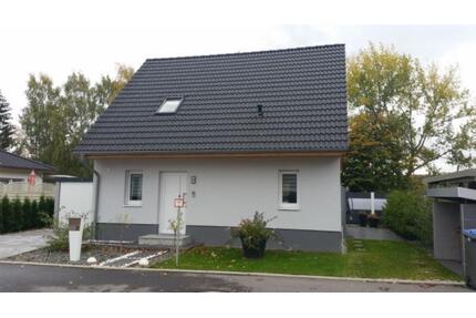 Neukirchen beliebt ein Haus mit Vorkaufsrecht mieten - Neukirchen/Erzgebirge