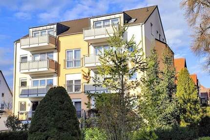 Gepflegte Dachgeschosswohnung mit Balkon und Blick auf die Kernberge - Jena Wenigenjena