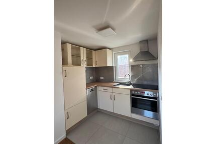 Bad Nauheim Altstadt 2 Zimmer Wohnung KM 890€