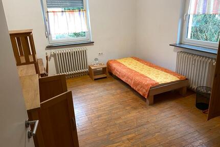 Zimmer zu Vermieten - 400,00&nbsp;EUR Kaltmiete, ca.&nbsp; 25,00&nbsp;m&sup2; in Schweinfurt (PLZ: 97424) Bellevue
