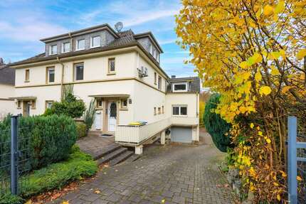 Haus zum Kaufen in Velbert 490.000,00 € 212.25 m²