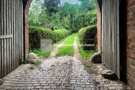 Haus zum Kaufen in Prenzlau 595.000,00 € 3580.56 m²