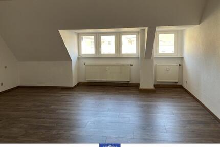 Bautzen! Individuelle Stadtwohnung im Dachgeschoss mit viel Nebengelass!