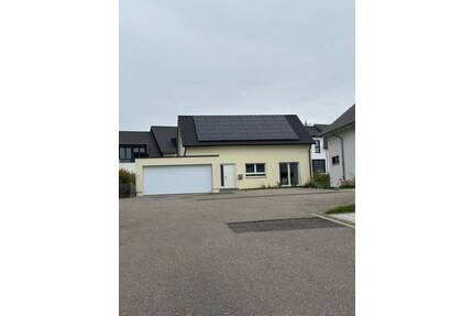 Neuwertiges Traumhaus sucht neue Mieter - Gaggenau