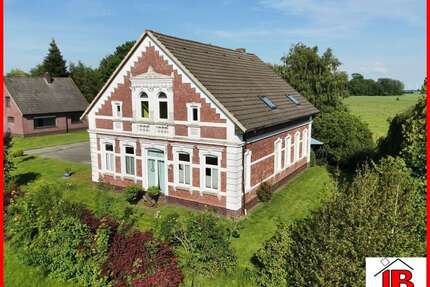 Haus zum Kaufen in Stadland 265.000,00 € 218.87 m²