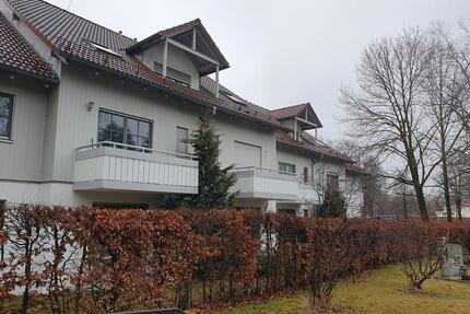 Ruhiges 1-Zimmer-Appartment mit Balkon am Stadtrand von Kempten - Kempten (Allgäu) Auf dem Lindenberg
