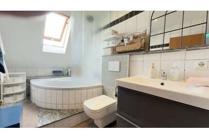 Exklusive 4-Zi.-Maisonette im DG mit großer Dachterrasse & Blick zum Grugapark – Essen-Holsterhausen