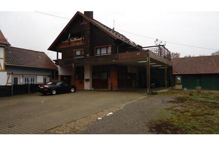 Gepflegte Wohnung mit 4,5 Zimmern, sowie Balkon und EBK in Heimsheim - Weil der Stadt