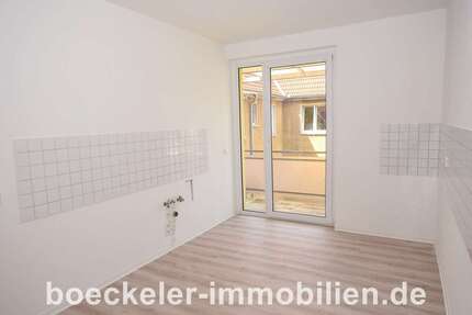 Wohnung zum Mieten in Weißenfels 310,00 € 57.22 m²