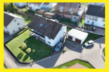 Haus zum Kaufen in Straßberg 340.000,00 € 270.52 m²