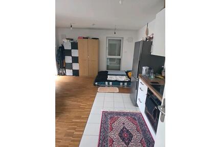Studio Apartment mit Balkon (untermieten) - Straubing