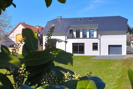 Haus zum Kaufen in Doberschütz 459.000,00 € 255 m²