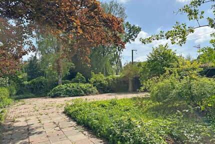 Individuelles Baugrundstück mit Altbestand - Hamburg Schnelsen