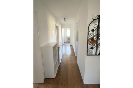 3-Zi. Wohnung - 920,00&nbsp;EUR Kaltmiete, ca.&nbsp; 80,00&nbsp;m&sup2; in Wolfratshausen (PLZ: 82515)