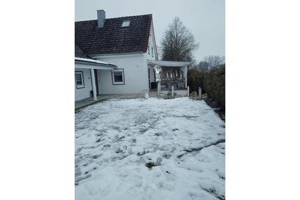 Doppelhaushälfte in Massing - 350.000,00&nbsp;EUR Kaufpreis, ca.&nbsp; 110,00&nbsp;m&sup2; in Massing (PLZ: 84323)