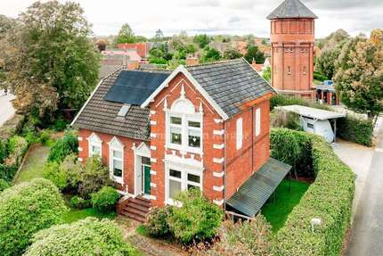 Haus zum Kaufen in Weener 380.000,00 € 175 m²