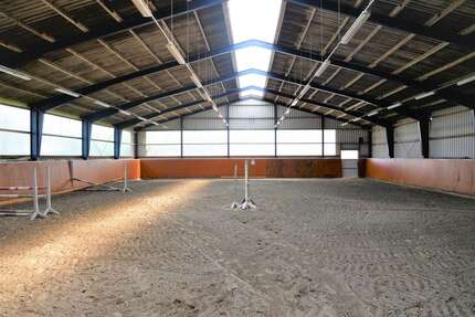 Haus zum Kaufen in Nordhastedt 1.450.000,00 € 333.6 m²