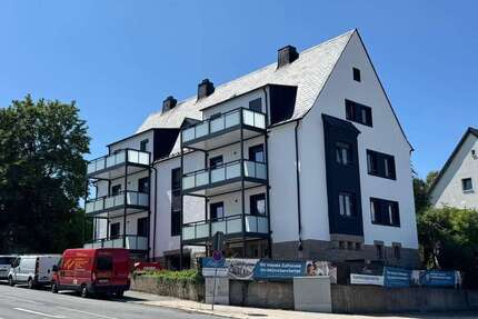 Wohnung zum Mieten in Hof 988,00 € 82.38 m²