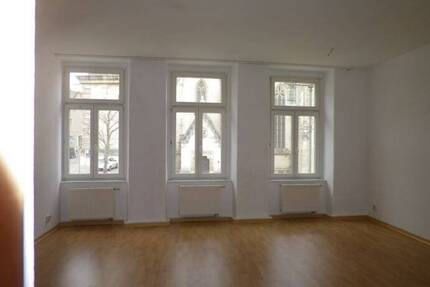 gemütliche große 2-Raum-Wohnung in Altenburg mit Balkon