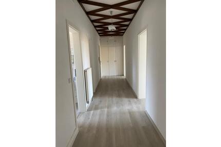 Freundliche 3-Zimmer-Wohnung mit EBK und Balkon in Pforzheim