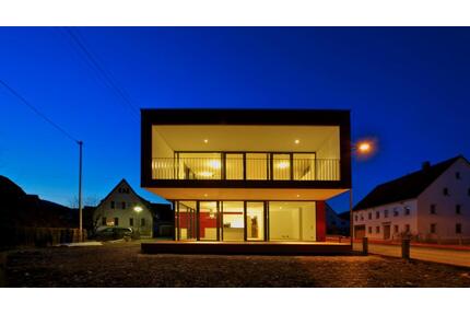 Barrierefreies Architektenhaus mit 3 Einheiten: Wohnen & Arbeiten - Mühlheim an der Donau