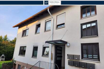 Gepflegtes 6-Parteienhaus in Euerbach mit 6 Garagen und Gartenfläche