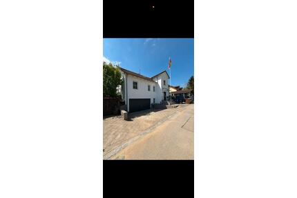 Mehrfamilienhaus am Feld - 1.590.000,00&nbsp;EUR Kaufpreis, ca.&nbsp; 220,00&nbsp;m&sup2; in Friedberg (PLZ: 86316)