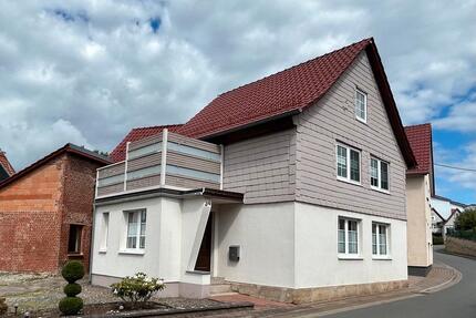 Charmantes Einfamilienhaus mit Garten, Garage & Ausbaupotenzial - Breitenworbis