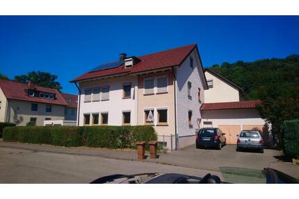 3 Familienhaus - 428.000,00&nbsp;EUR Kaufpreis, ca.&nbsp; 195,00&nbsp;m&sup2; in Sulz am Neckar (PLZ: 72172)
