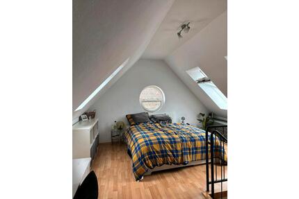 Helle 2 Zimmer Maisonette Wohnung in Mainz Mombach ab 01.05.