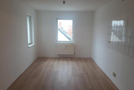 3-Raum-Wohnung - 485,00&nbsp;EUR Kaltmiete, ca.&nbsp; 82,00&nbsp;m&sup2; in Perleberg (PLZ: 19348)