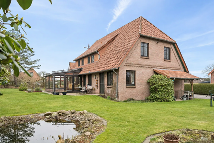 Haus zum Kaufen in Wedemark 695.000,00 € 248 m²
