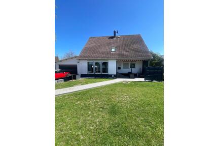 Freistehendes Einfamilienhaus - 375.000,00&nbsp;EUR Kaufpreis, ca.&nbsp; 147,00&nbsp;m&sup2; in Sarstedt (PLZ: 31157)