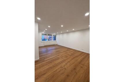 Moderne 4 Zimmer Maisonetten Wohnung 101qm Küche Gochsheim