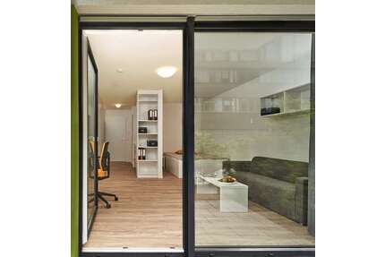 Wohnung zum Mieten in Frankfurt am Main 899,00 € 32.41 m²