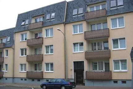 Wohnung zum Mieten in Zeulenroda-Triebes 212,00 € 35.32 m²