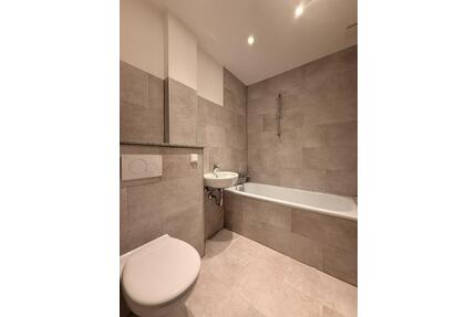 Frisch renovierte 3 Zimmer-Whg. mit zwei Balkonen als Erstbezug - Wuppertal Gemarkung Elberfeld