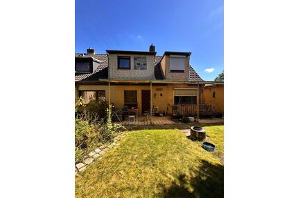 Doppelhaus Reserviert - 475.000,00&nbsp;EUR Kaufpreis, ca.&nbsp; 120,00&nbsp;m&sup2; in Hamburg (PLZ: 22549) Altona