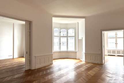 Wohnung zum Mieten in Berlin 4.347,74 € 265.14 m²