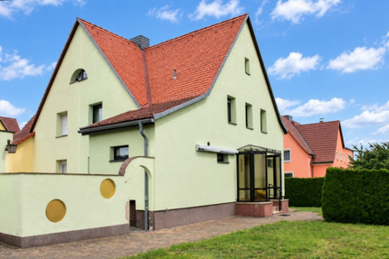 Modernisierte Doppelhaushälfte im Herzen von Lauta