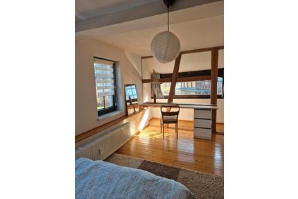 Zwischenmiete: Möblierte Altbau‑Maisonette Wohnung (1.4.–30.4.) - Erfurt Linderbach