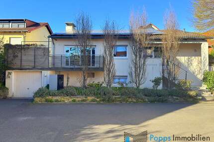 Haus zum Kaufen in Kelkheim (Taunus) 690.000,00 € 196 m²